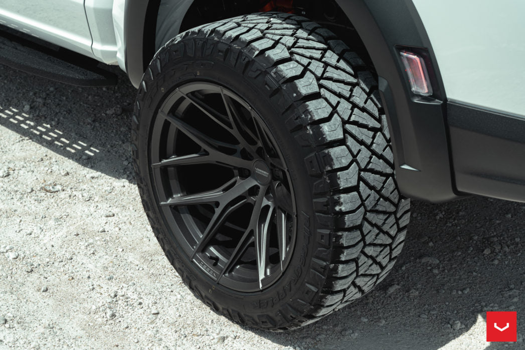 Vossen HF6-4 Satin Black - 20x9.5 | +15 | 6x135 | 87.1mm | Deep Face