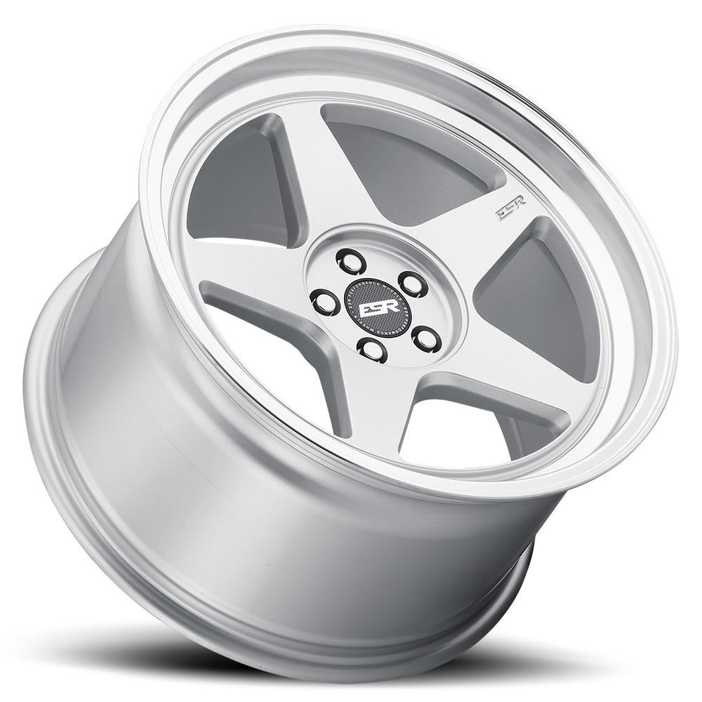 ESR Wheels CR5 Hyper Silver W/ Machined Lip 18x9.5 +22 5x100mm 72.6mm - Wheel Haven