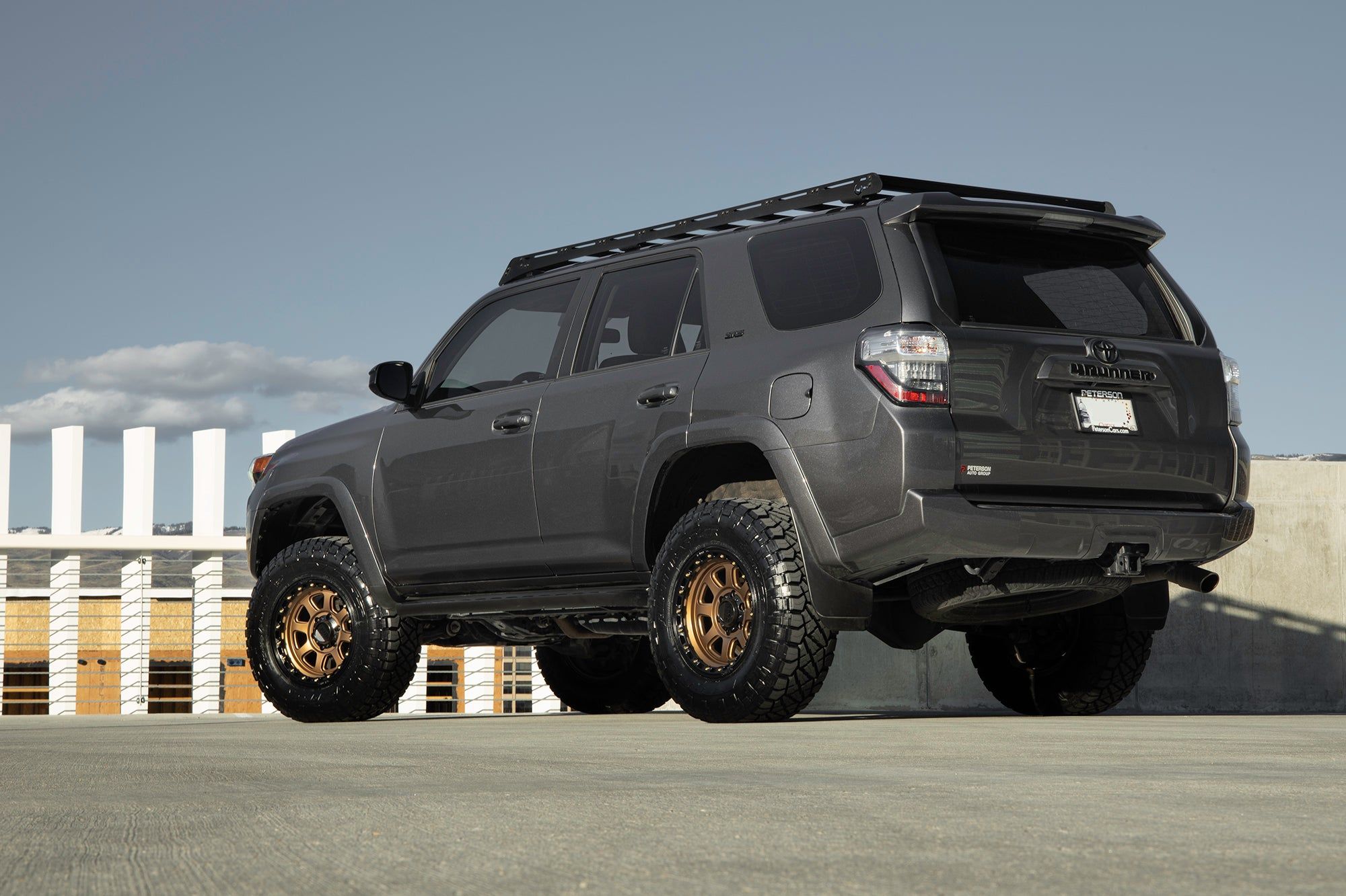 KMC KM548 Chase Matte Bronze w/ Black Lip - 20x9 | +0 | 8x165.1 | 125.2mm - Wheel Haven