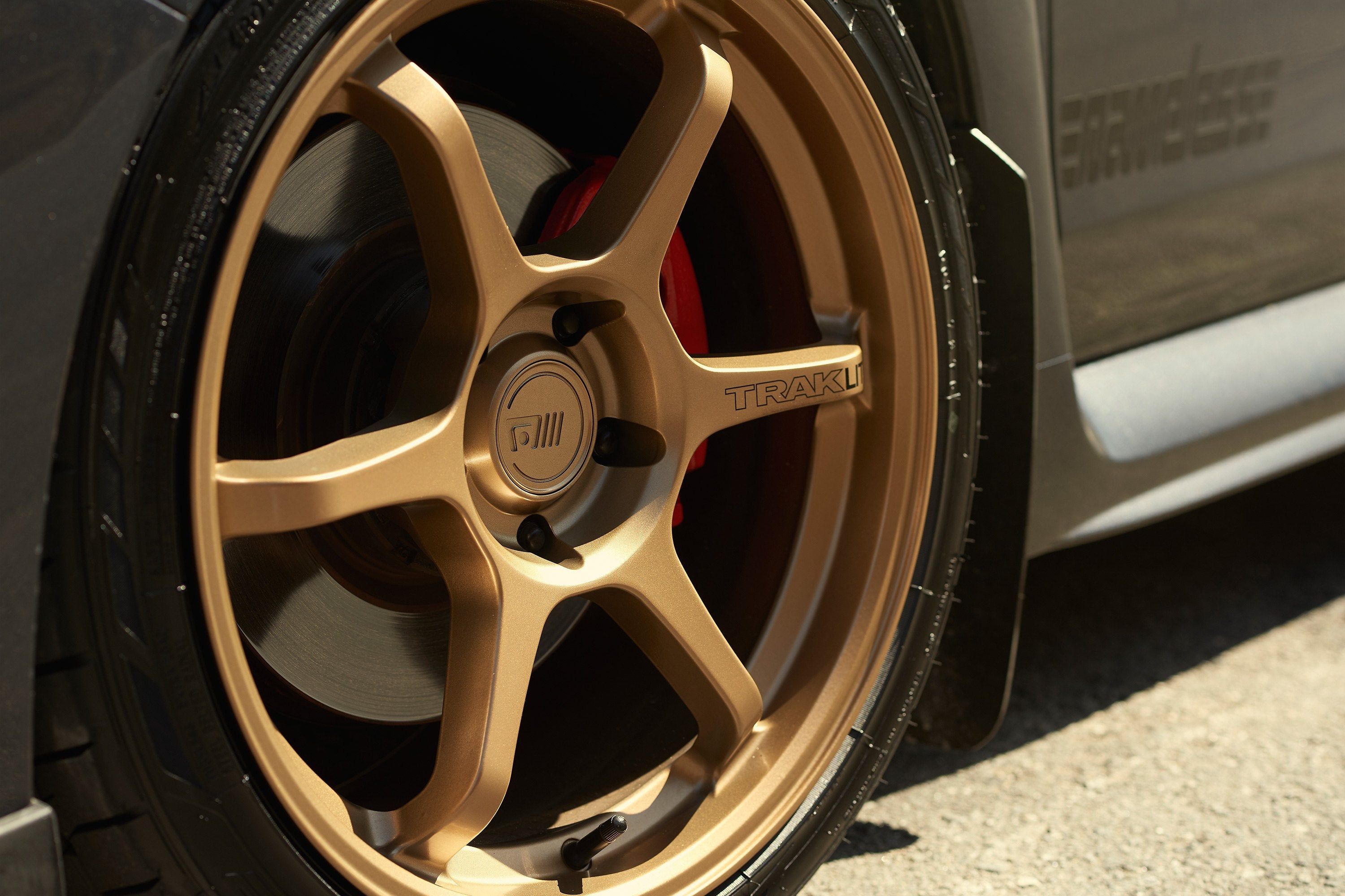 Motegi MR145 TRAKLITE 3.0 Matte Bronze - 18x8.5 | 5x114.3 | +35 | 72.6mm - Wheel Haven