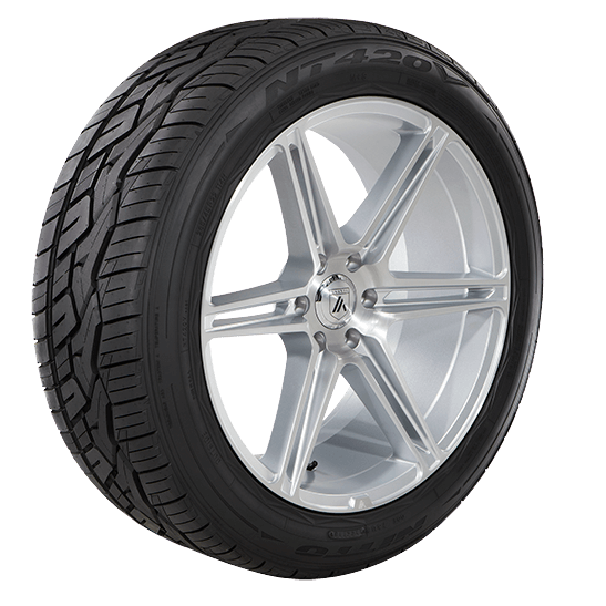 Nitto NT420V 305/35R24 112H XL - Wheel Haven