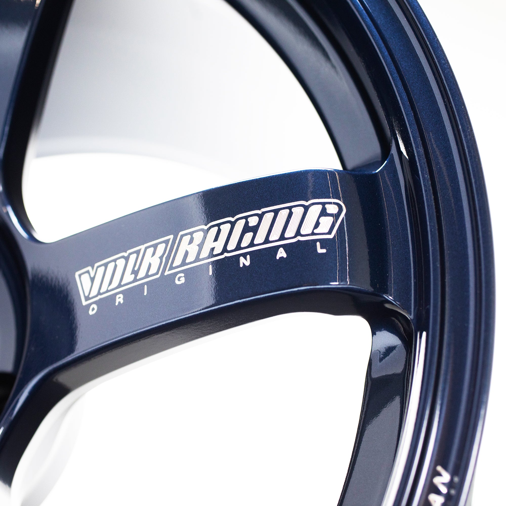 RAYS Volk Racing TE37 Saga S-Plus MAG Blue (BL) - 18x9.5 | +20 | 5x120 | 72.6mm