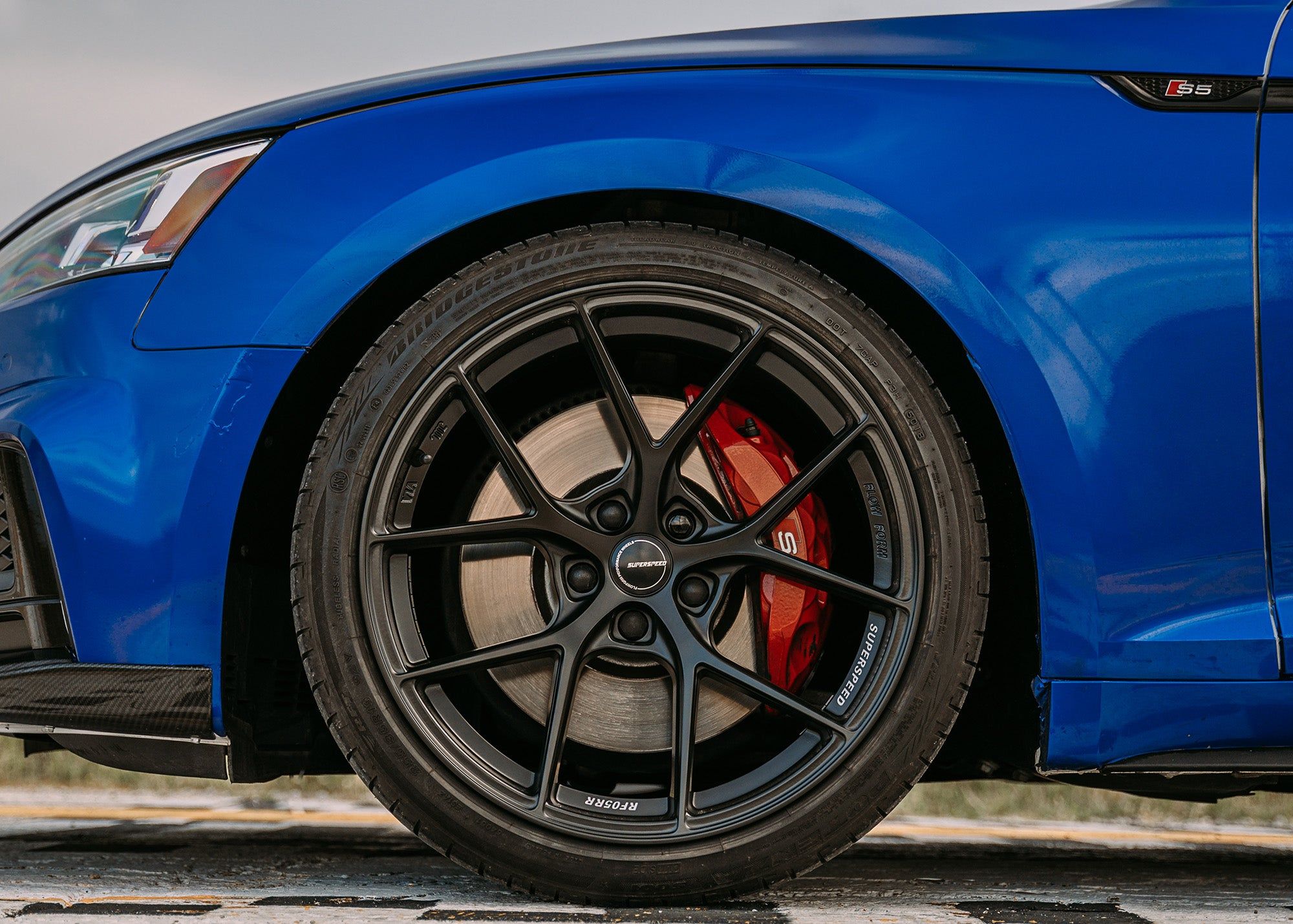 Superspeed RF05RR Matt Black - 19x8.5 | +32 | 5x114.3 | 73.1mm | Cone - Wheel Haven