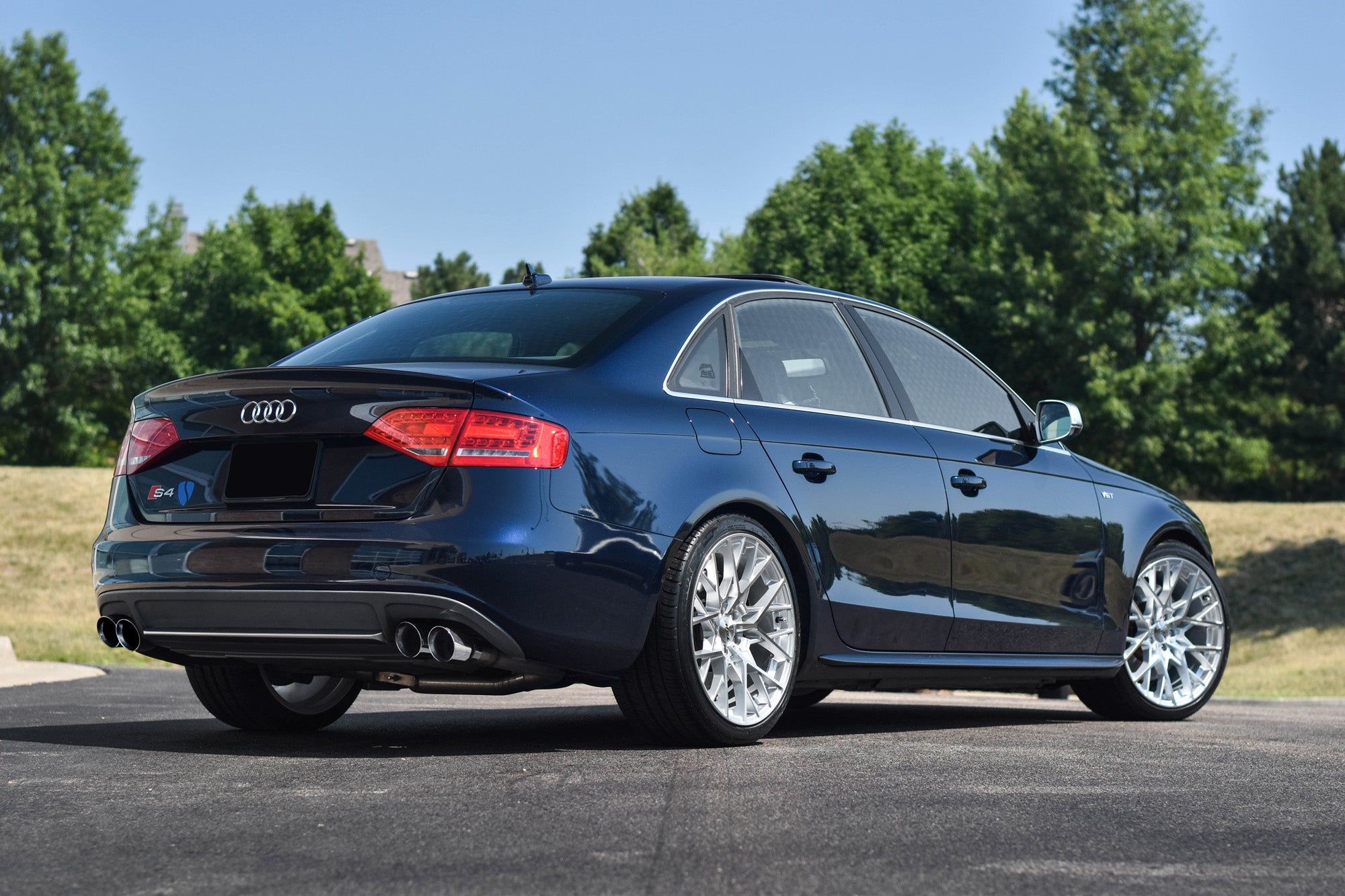 TSW SEBRING - 19x8.5 | 5x112 | +42 | 72.1mm  - Silver w/ mirror Cut Face - Wheel Haven