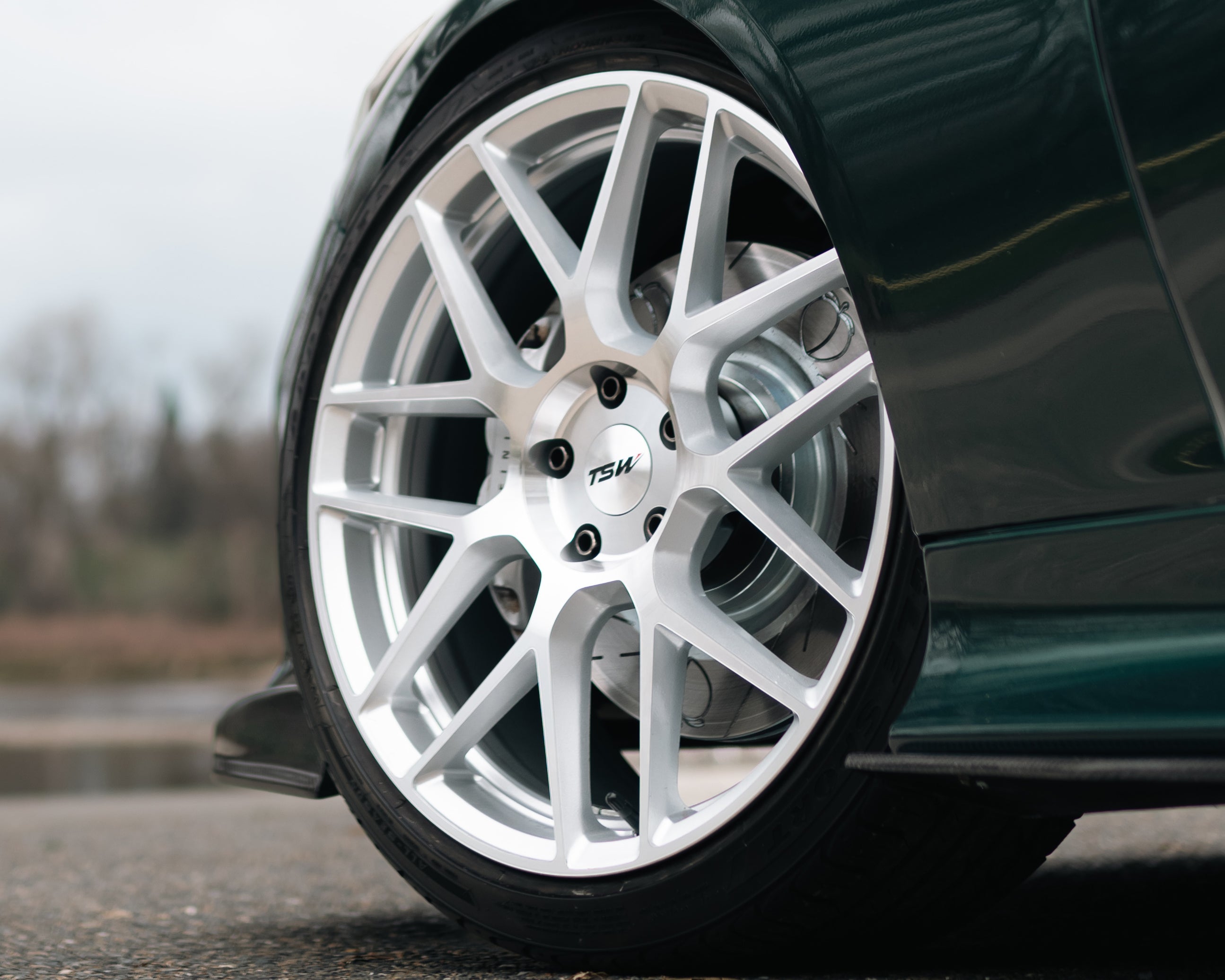 TSW TW002 LASARTHE Gloss Silver Machined - 18x10.5 | +25