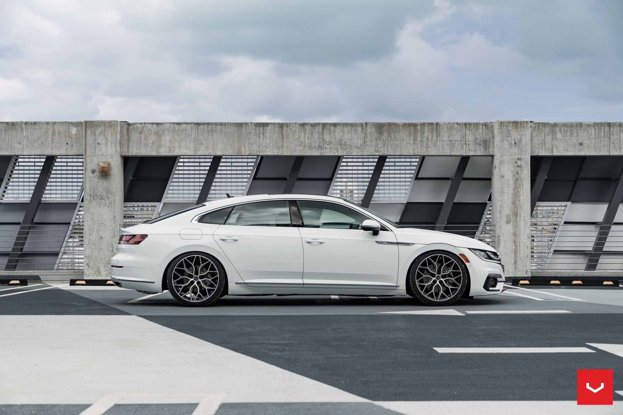Vossen HF-2 Brushed Gloss Black - 20x10.5 / 5x112 / +30 / 66.56mm DEEP FACE